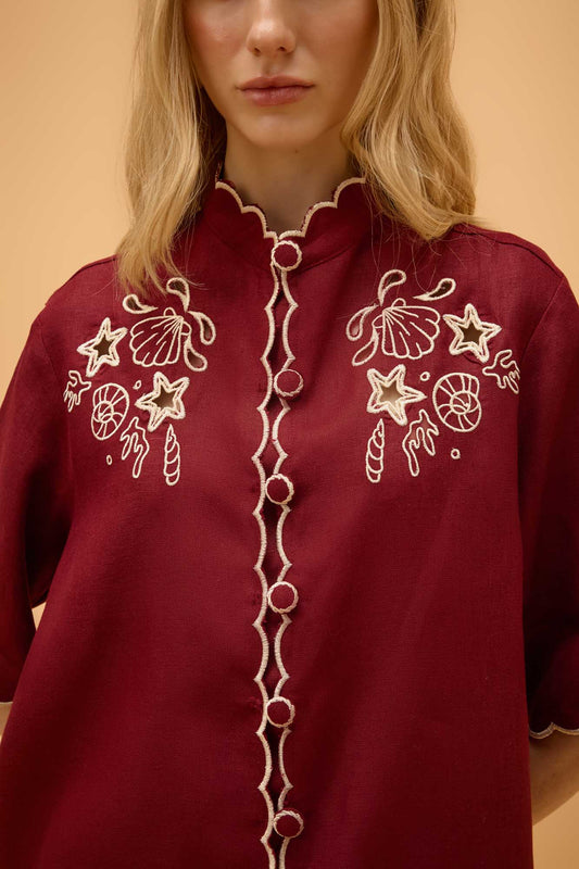 Camisão Manga Curta com Bordado Ilhas