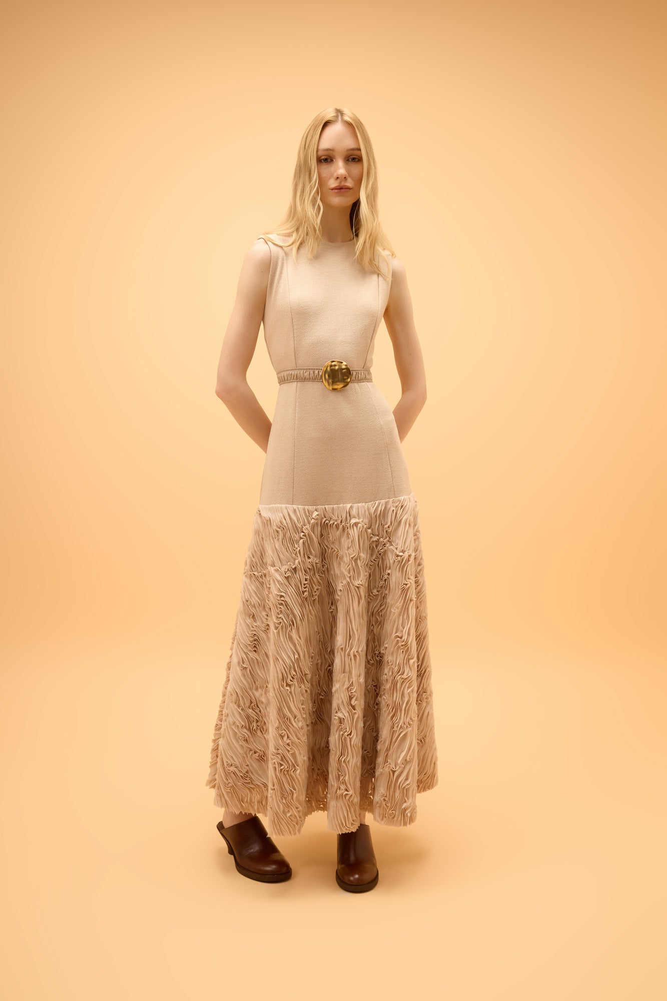 Vestido Longo Com Cinto Ondas