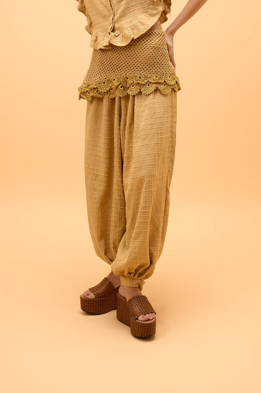 Calça Ampla Punho Barra Sereia