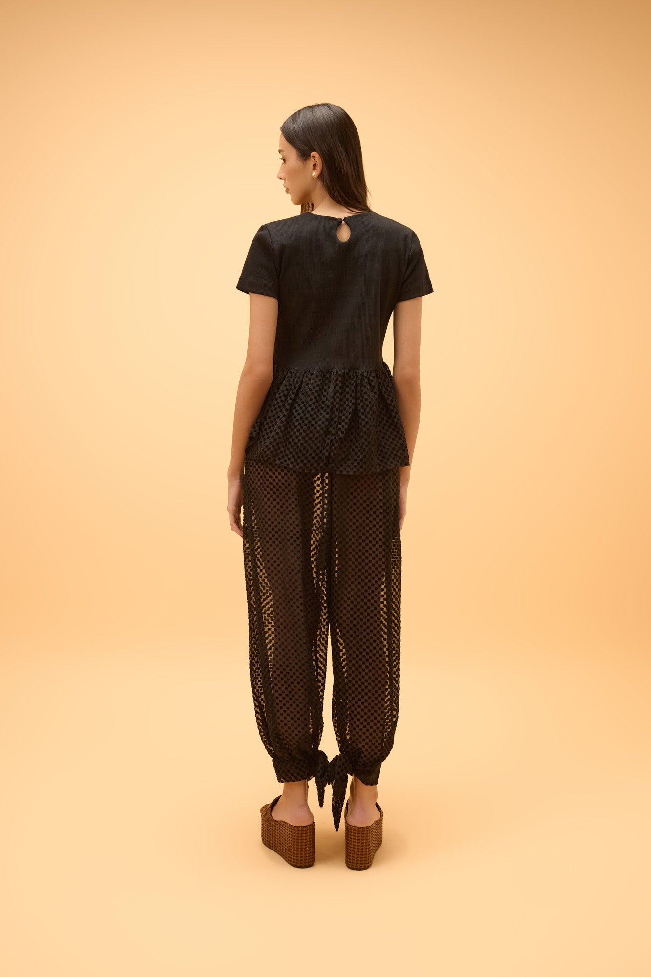 Calça Ampla Amarração Punho Lua