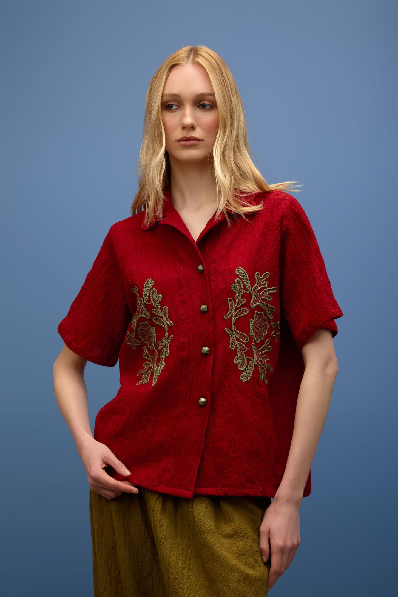Camisa Manga Curta Bordado Dunas