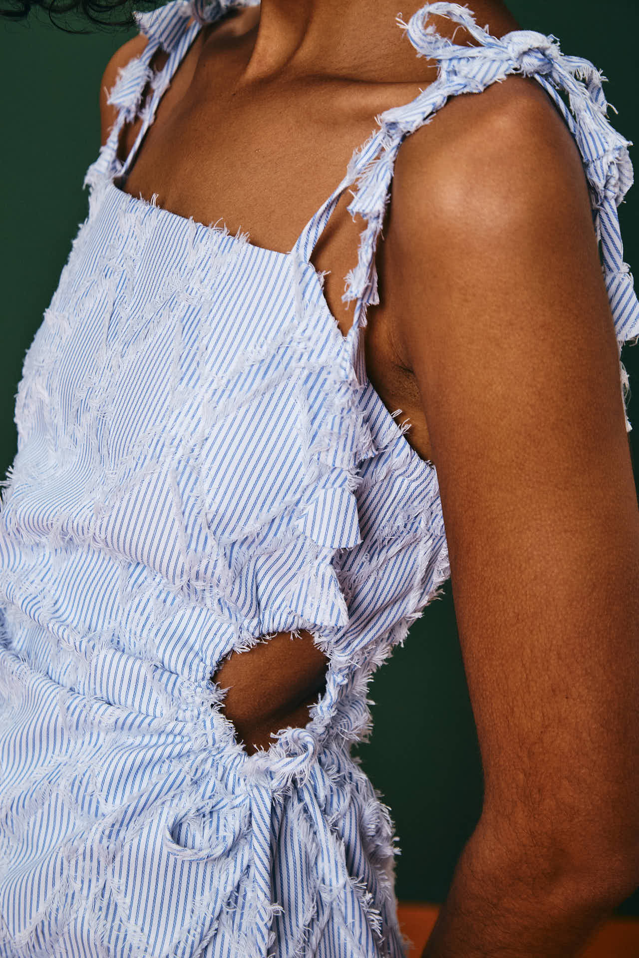 Vestido Longo Fenda Piaçabuçu