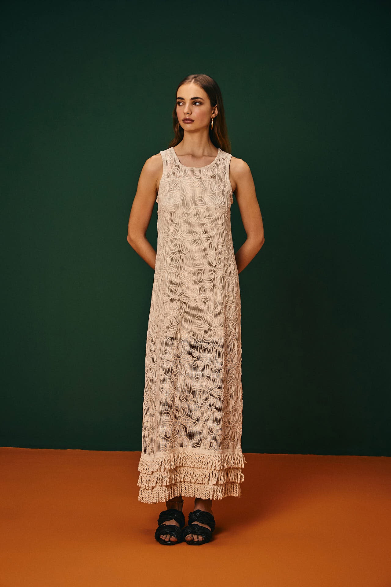 Vestido Longo Tela Bordada Franja Acari