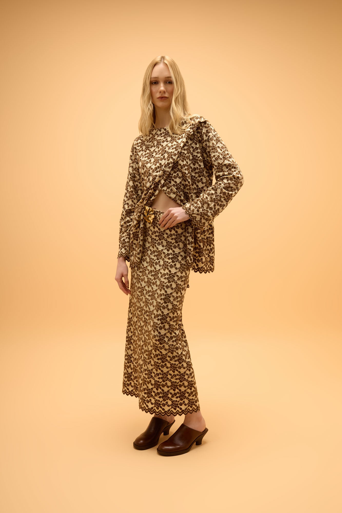 Blusa Manga Longa Recorte Encanto