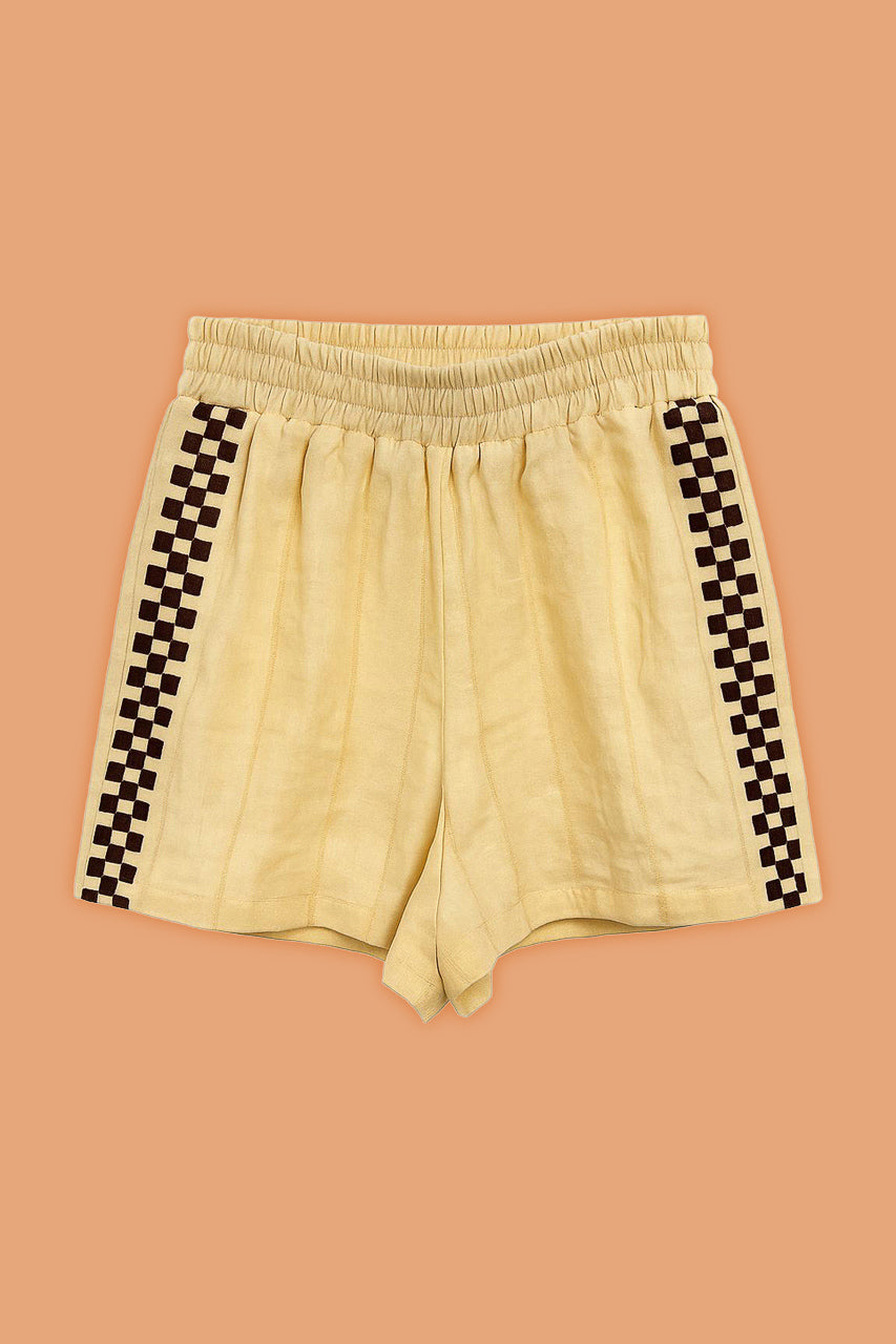 #Color_Beige