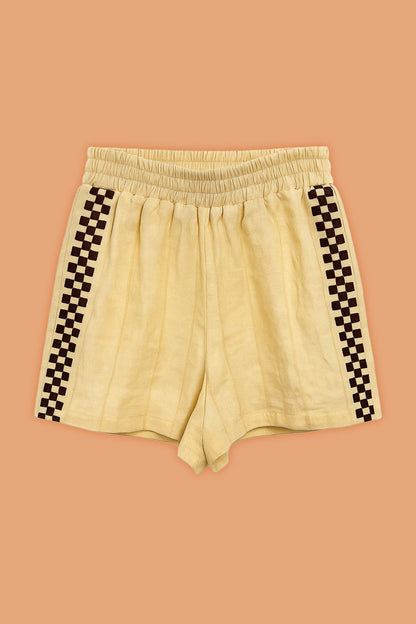 #Color_Beige